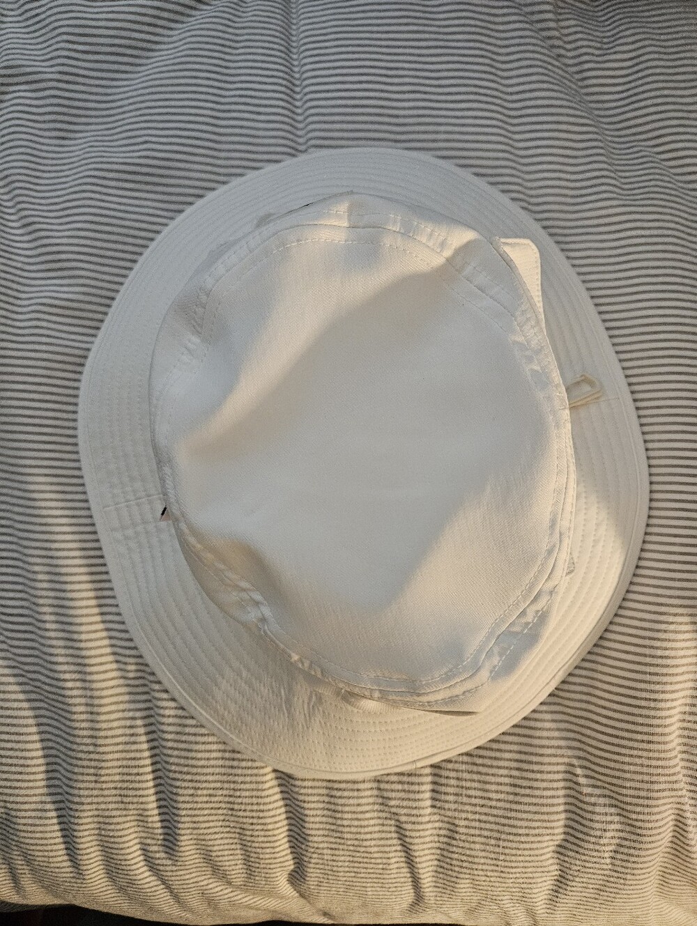 Adidas Bucket Hat - Picture 4 of 7